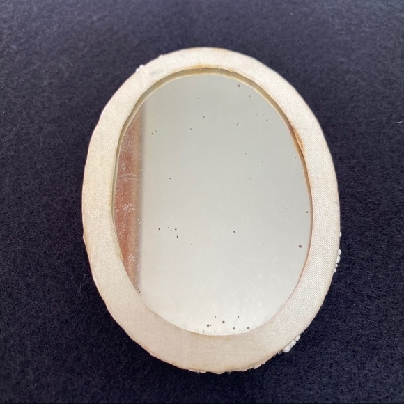 Moyna Vintage black and white compact mirror - Picture 5 of 8